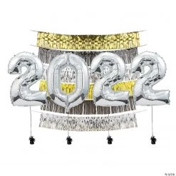 2022 Gold & Silver Fringe Backdrop Kit - 23 Pc.