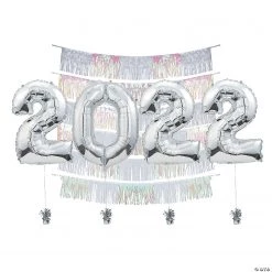 2022 Iridescent Fringe Backdrop Kit - 23 Pc.