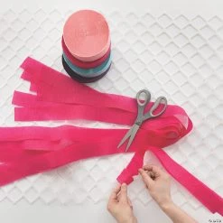 DIY Streamer Fencing Backdrop Decoration -DIY Photo Booth Sales Shop diy streamer fencing backdrop decoration13951932 a01